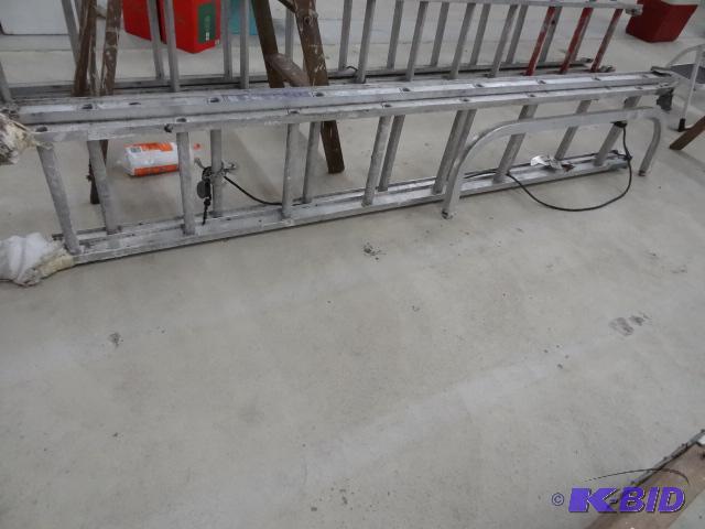 Sears 16 Aluminum Extension Ladder...