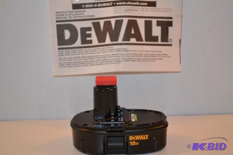lot 11 image: DeWALT 18V Battery