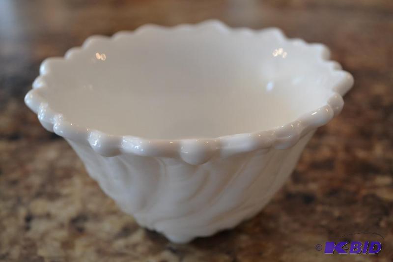 lot 26 image: Milk Glass...