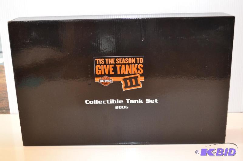 lot 36 image: Harley Davidson Tank Set