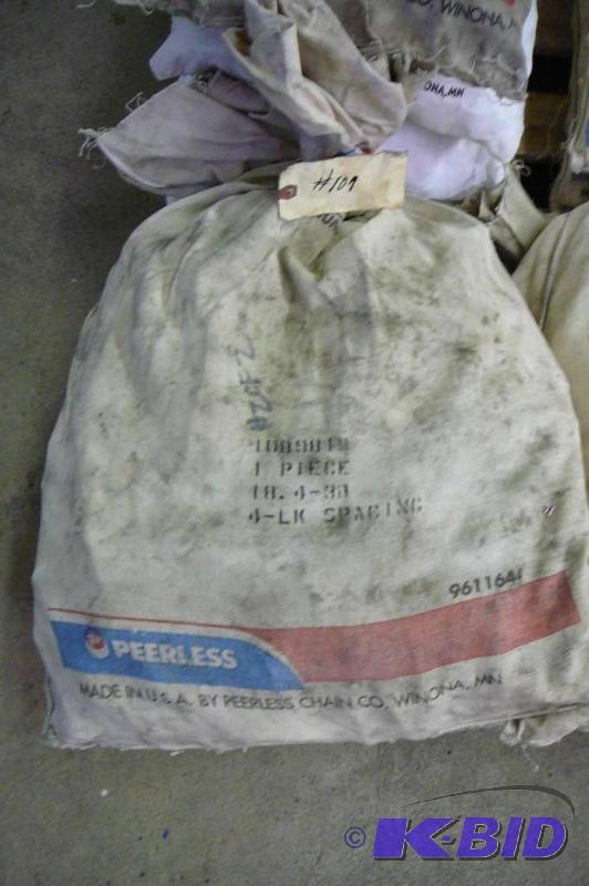 lot 107 image: Set of Peerless highway tractor tire chains t...
