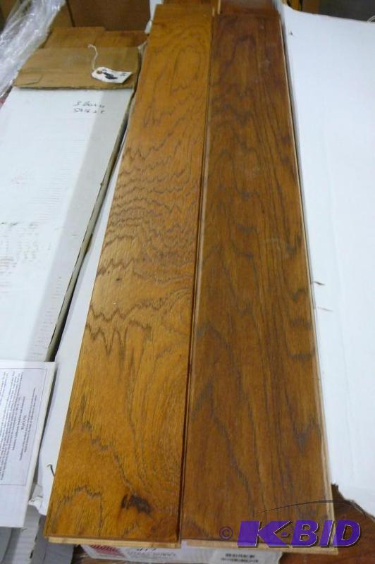 lot 17 image: 3 boxes of Brushed Hickory 12" Nominal ...