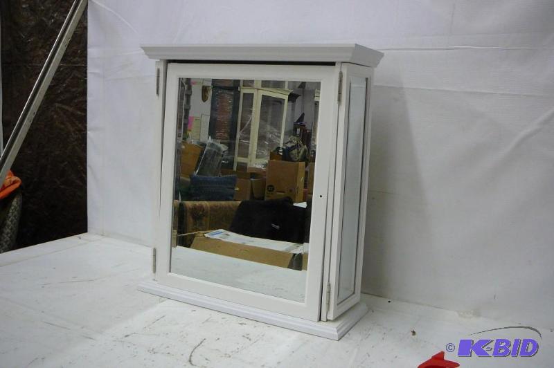 lot 78 image: Zenith Tri-View mirrors for 3 side viewing so...