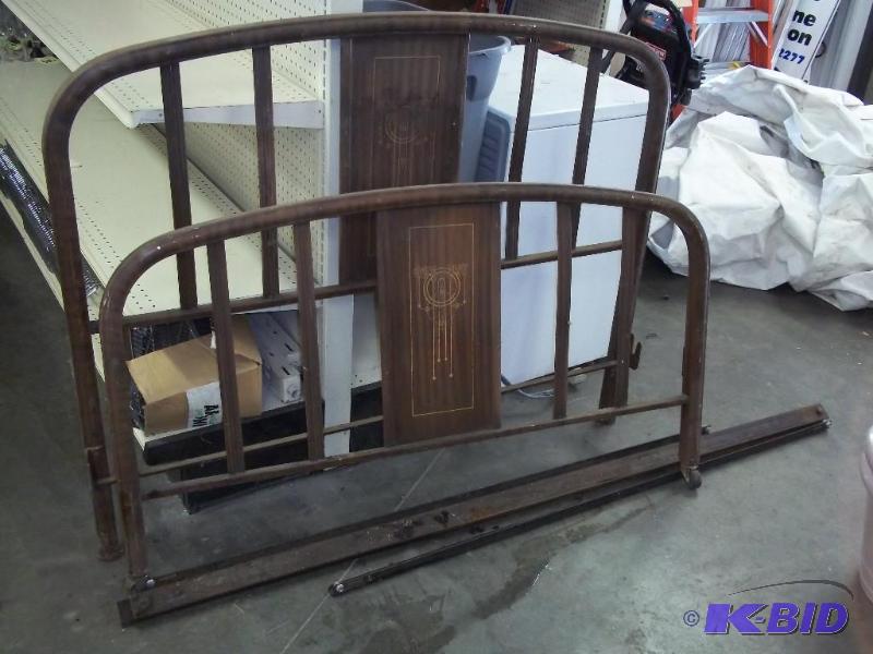 Vintage Steel Bed Frame...