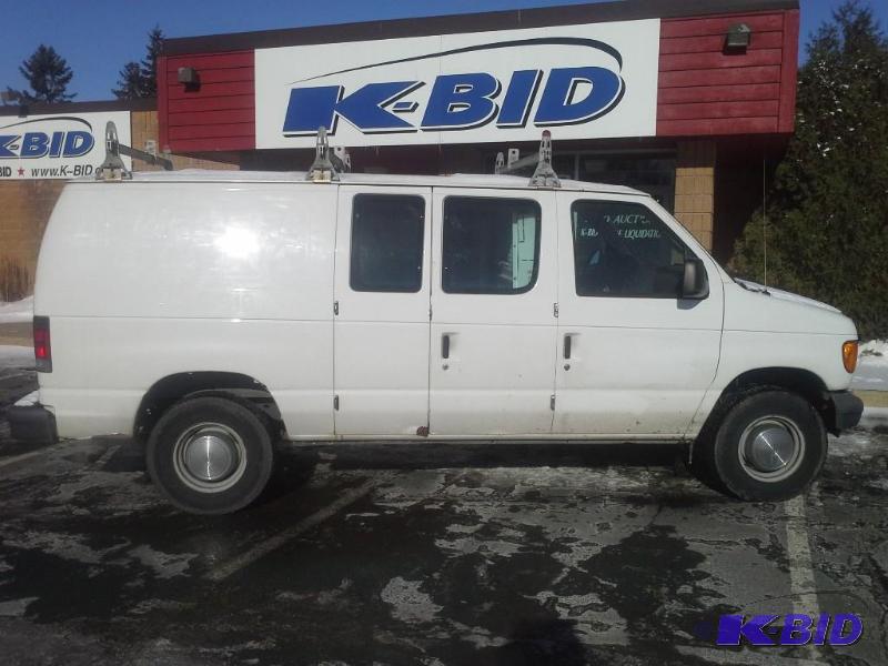 2005 Ford Econoline Van