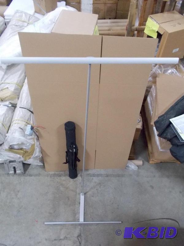 L Banner Stand