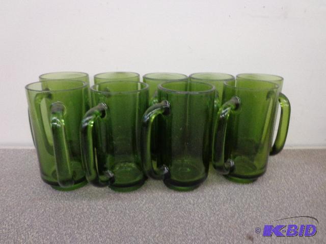 Green Mugs   Quantity of 9  Green Glass Drink...