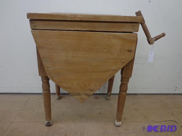 Old Time Butter Churner   &nbsp ...