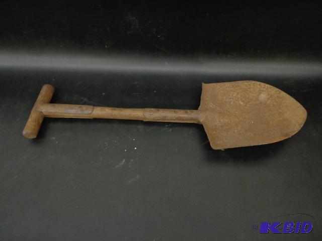 Old Time Shovel   Neat Little Shovel  21 12&...
