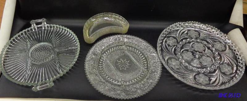 Serving Trays   3 Large Glass Trays  2 - 2 1...