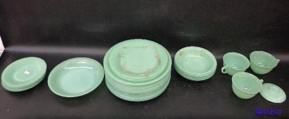 Dish Set   Possible Depression Glass  13 Larg...