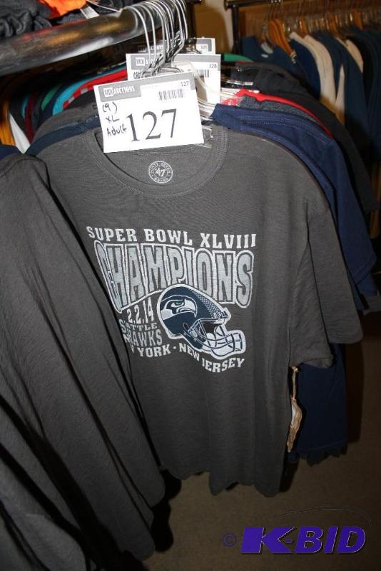 Officially Licensed Sports Apparel Tops (XL)