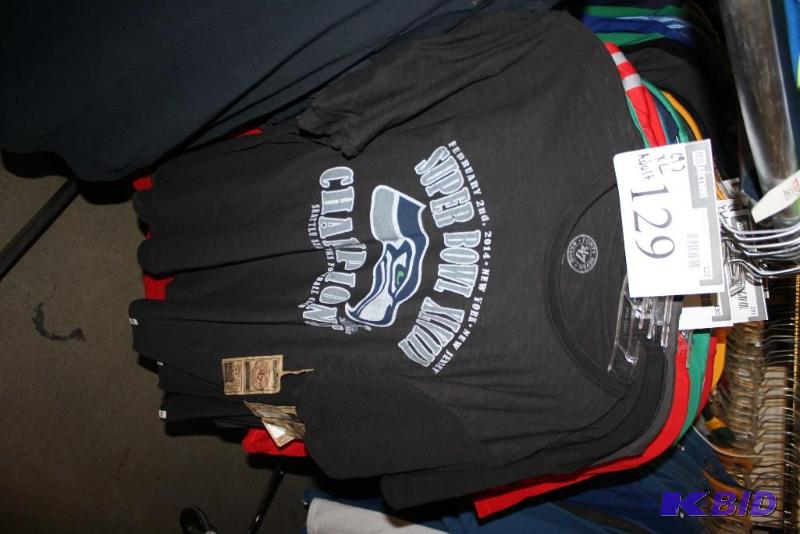 Officially Licensed Sports Apparel Tops (XL)