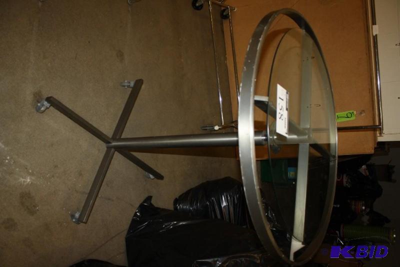 Boutique Raw Steel Round Clothing Rack