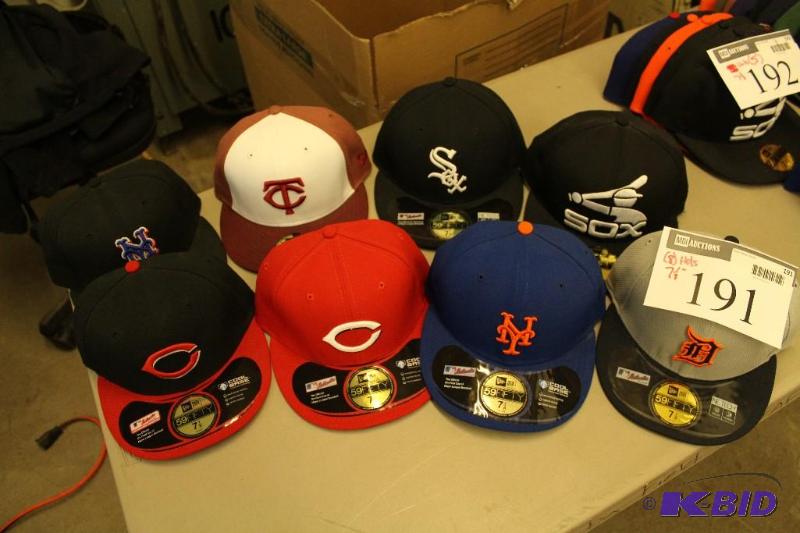 Officially Licensed Fitted Hats wMiscellaneous Sizes & Sports Team Logos