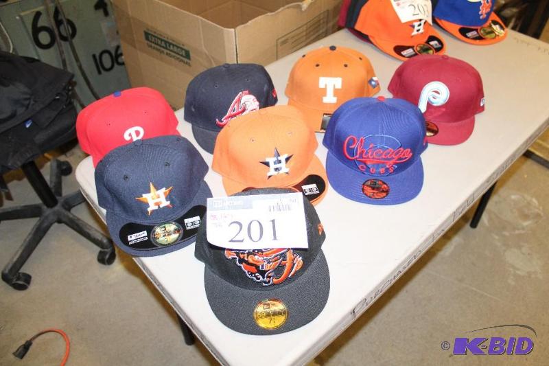 Officially Licensed Fitted Hats wMiscellaneous Sizes & Sports Team Logos
