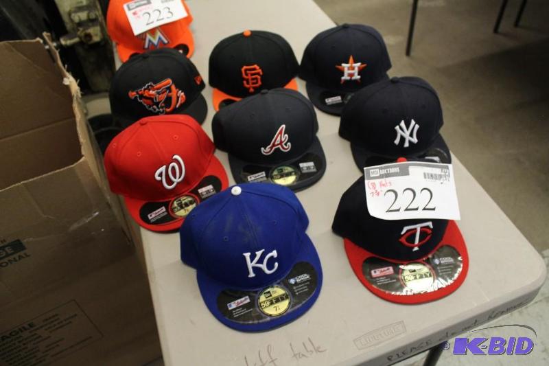 Officially Licensed Fitted Hats wMiscellaneous Sizes & Sports Team Logos