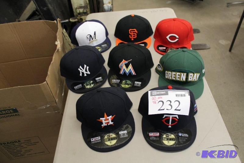 Officially Licensed Fitted Hats wMiscellaneous Sizes & Sports Team Logos