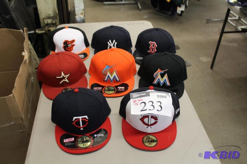 Officially Licensed Fitted Hats wMiscellaneous Sizes & Sports Team Logos