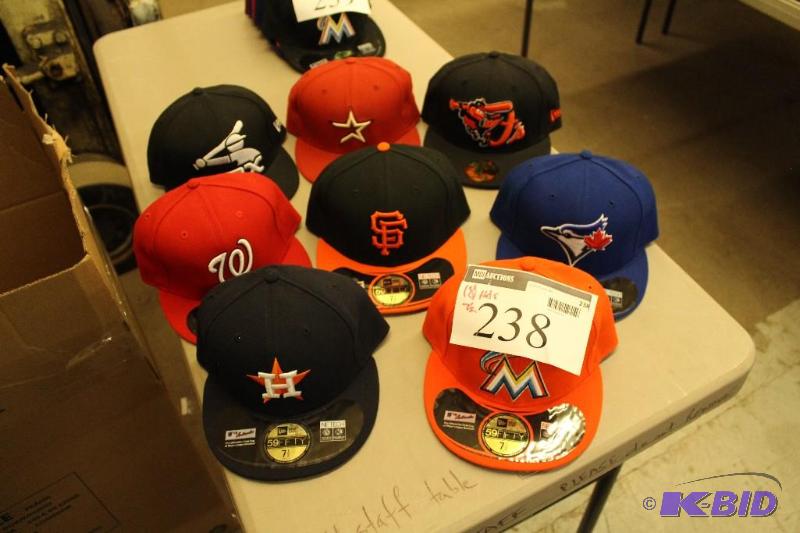 Officially Licensed Fitted Hats wMiscellaneous Sizes & Sports Team Logos