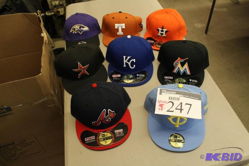 Officially Licensed Fitted Hats wMiscellaneous Sizes & Sports Team Logos