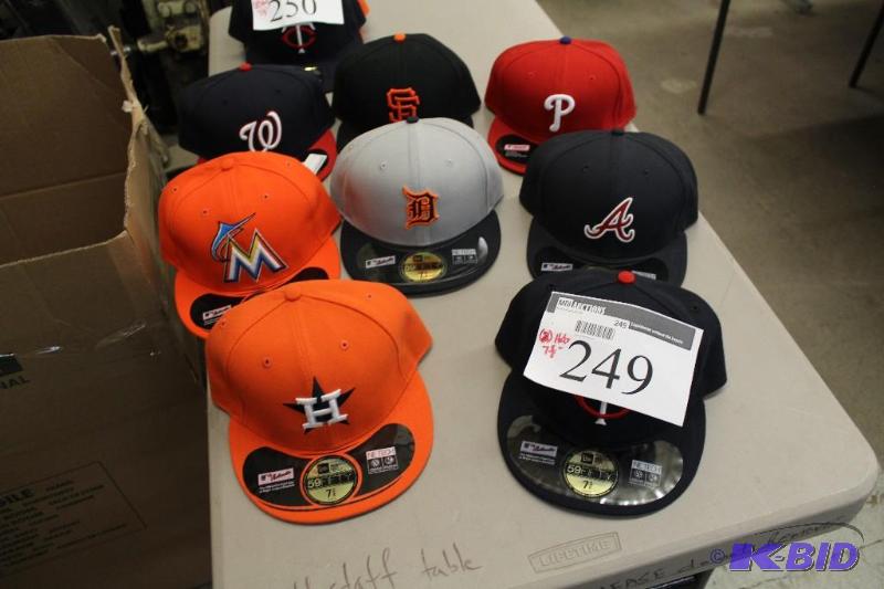Officially Licensed Fitted Hats wMiscellaneous Sizes & Sports Team Logos