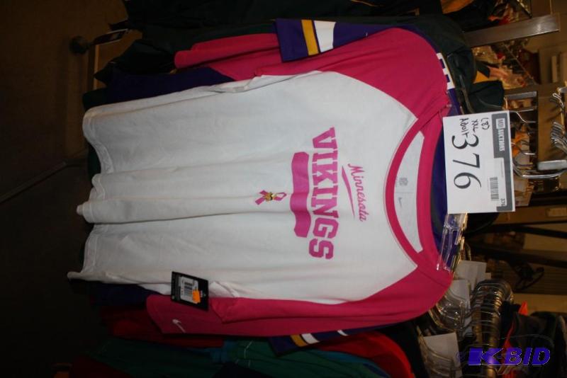 Officially Licensed Sports Apparel Tops (XXL)