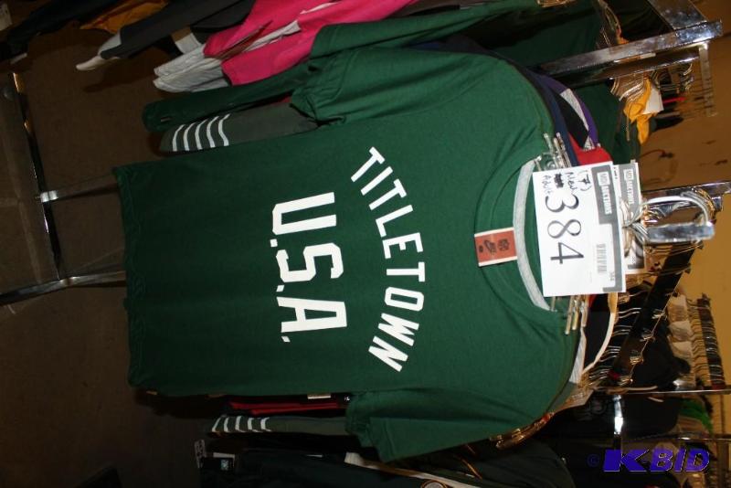 Officially Licensed Sports Apparel Tops (M)