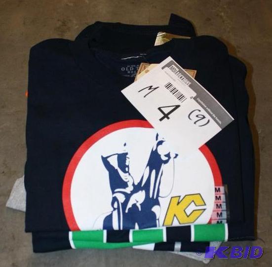 Officially Licensed Sports Apparel Tops (M)