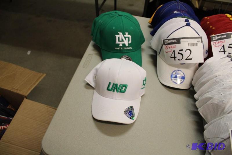 Officially Licensed Fitted Hats wMiscellaneous Sizes & Sports Team Logos