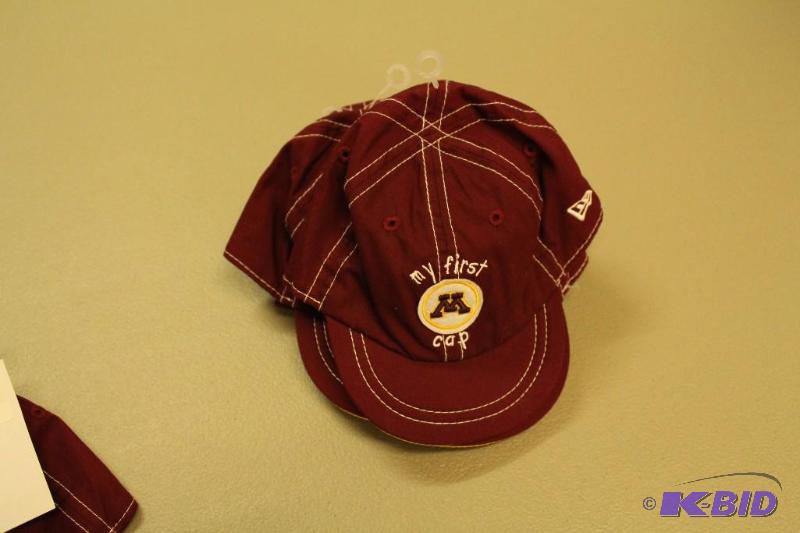 Officially Licensed Fitted Hats MN Gopher Gear