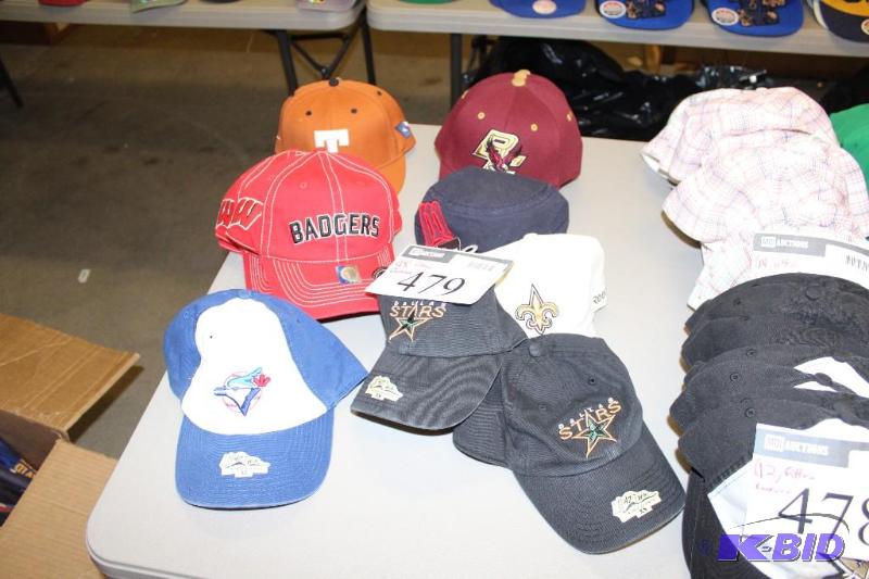 Officially Licensed Fitted Hats wMiscellaneous Sizes & Sports Team Logos