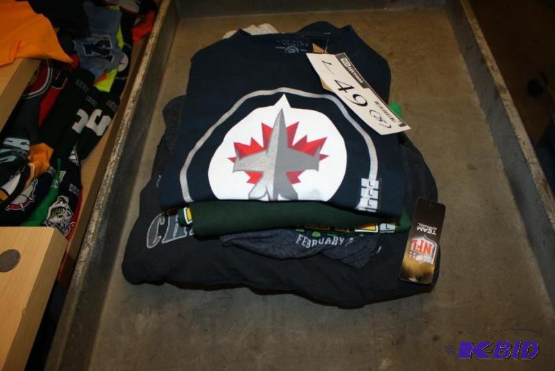 Officially Licensed Sports Apparel Tops (L)