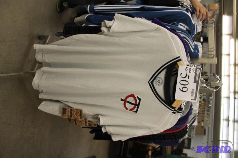 Officially Licensed Sports Apparel Tops (M) Twins Merchandise