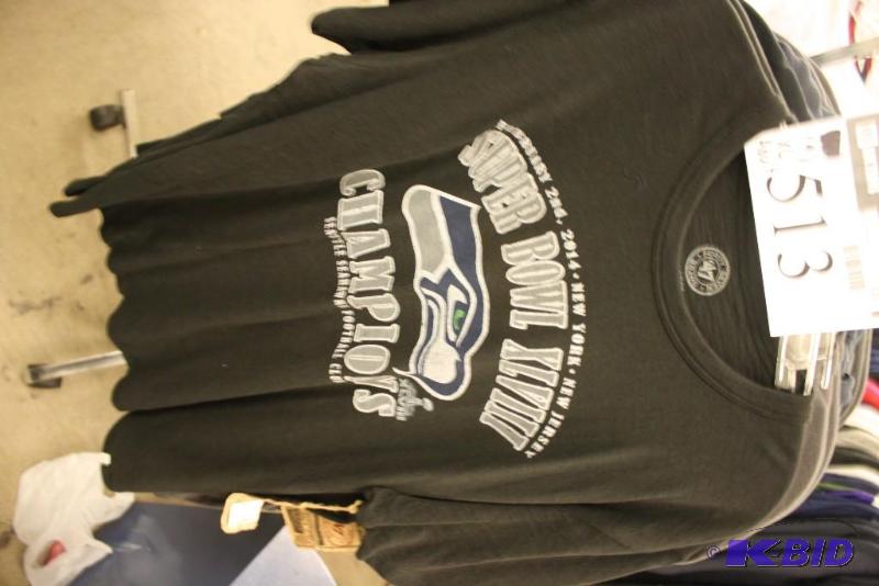 Officially Licensed Sports Apparel Tops (XL)