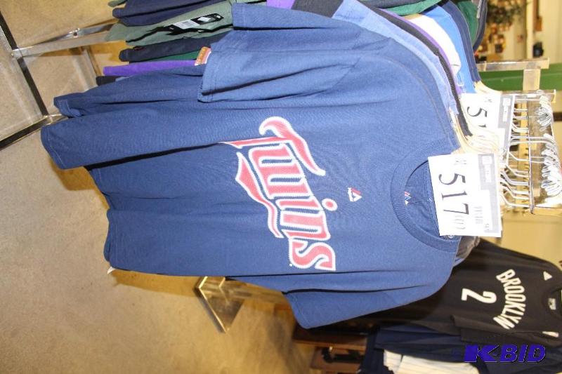 Officially Licensed Sports Apparel Tops (M)