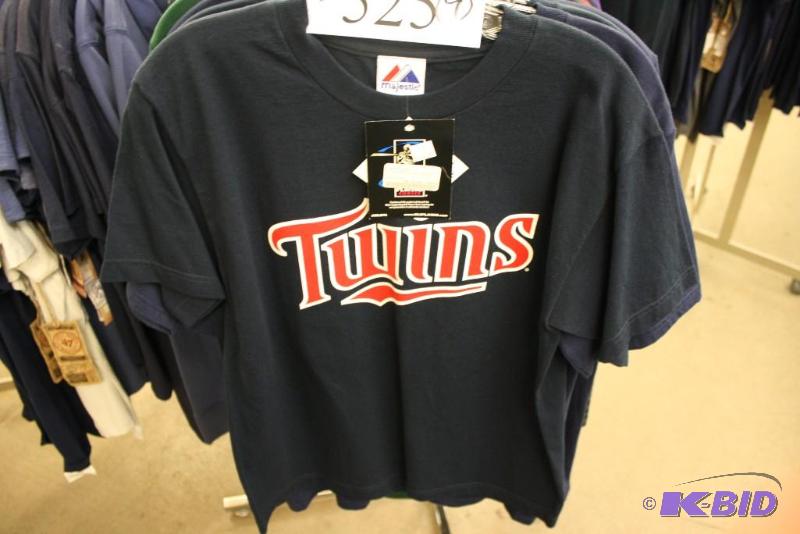 Officially Licensed Sports Apparel Tops (XL)