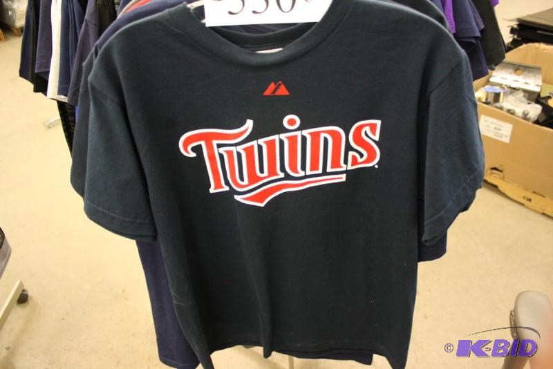 Officially Licensed Sports Apparel Tops (XL)