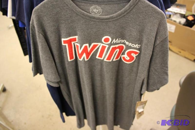 Officially Licensed Sports Apparel Tops (XL)