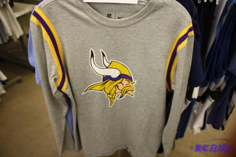 Officially Licensed Sports Apparel Tops (M)