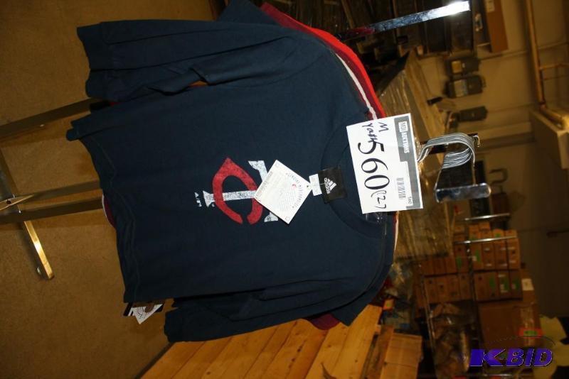 Officially Licensed Sports Apparel Tops (M Youth)