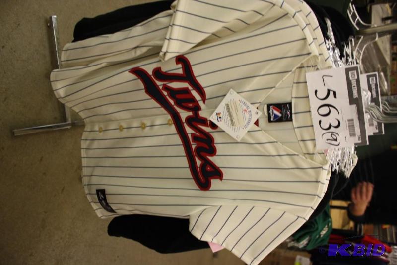 Officially Licensed Sports Apparel Tops (L)