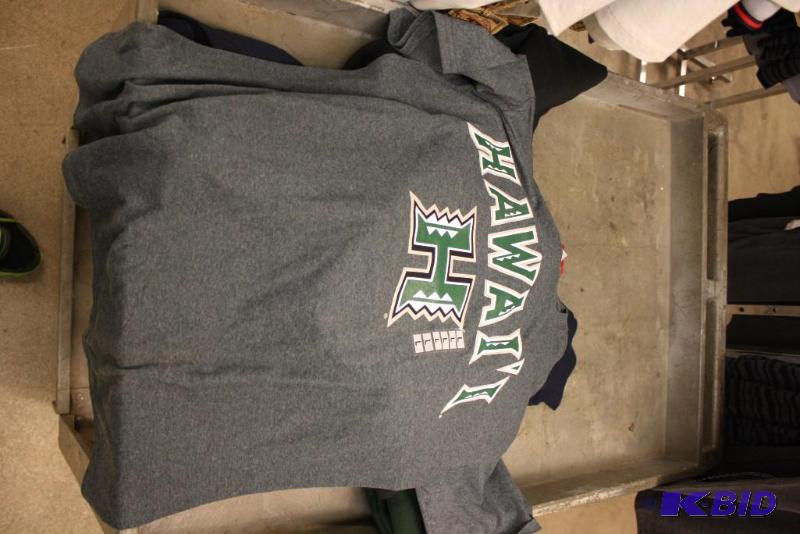 Officially Licensed Sports Apparel Tops (L)