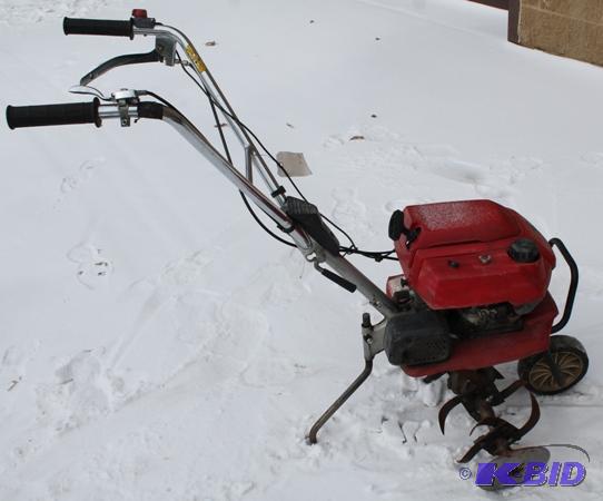 lot 18 image: Light Duty Teller HONDA &nbspGXV 57 Gas Engi...