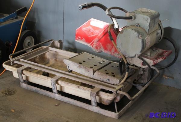 lot 6 image: 10" Tubsaw For Ceramic Tile MK Brand Mod...
