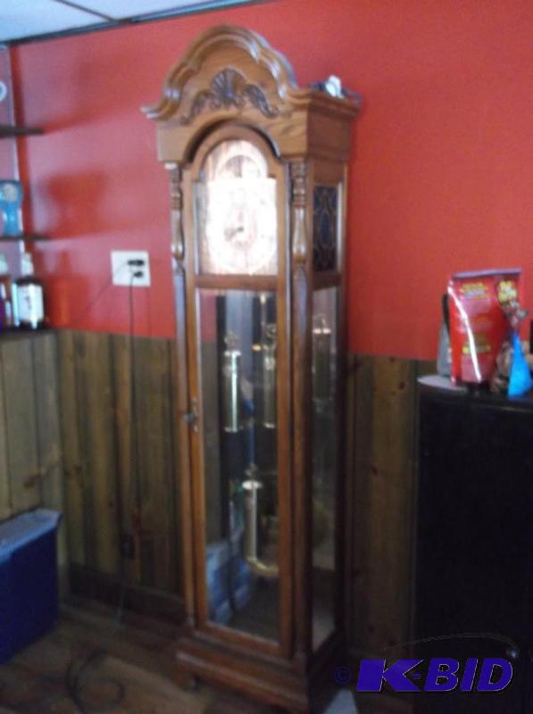 Beautiful Ridgeway Grandfather clock measurin...