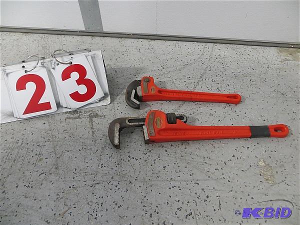 lot 23 image: Pipe wrenches. Rigid 18" and 14"...