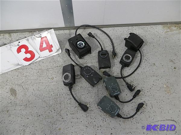 lot 34 image: Lot of Timers...