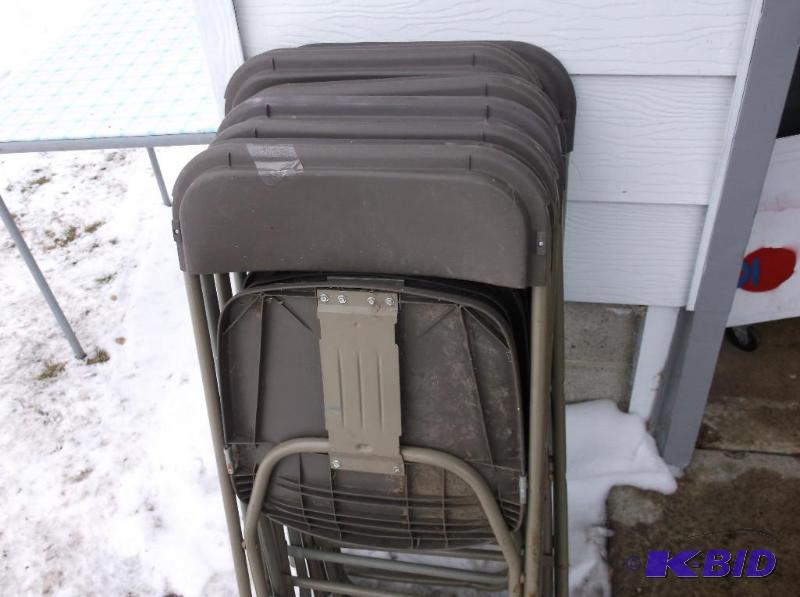 lot 13 image: Lot of 9 Folding chairs....