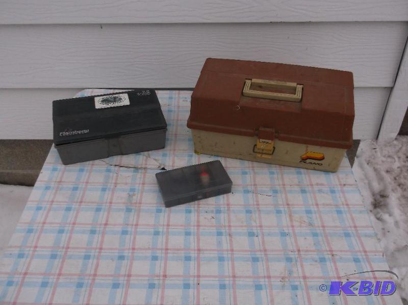 lot 44 image: 3 tackle boxes with some tackle....
